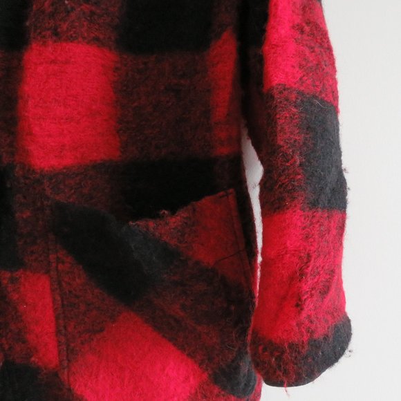 Aritzia Red and Black Plaid Jacket - Picture 10 of 15